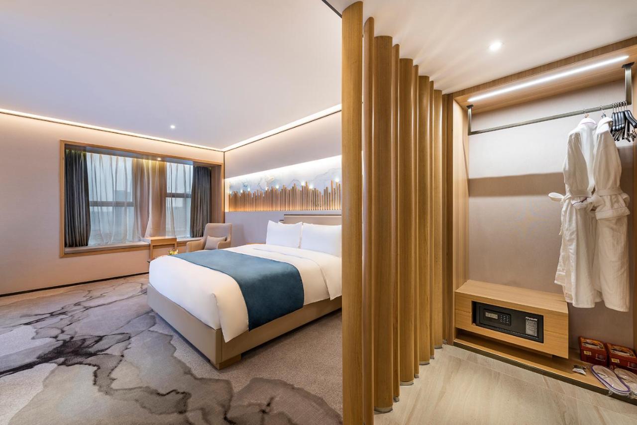 Mercure Chengdu Huapaifang Exteriör bild