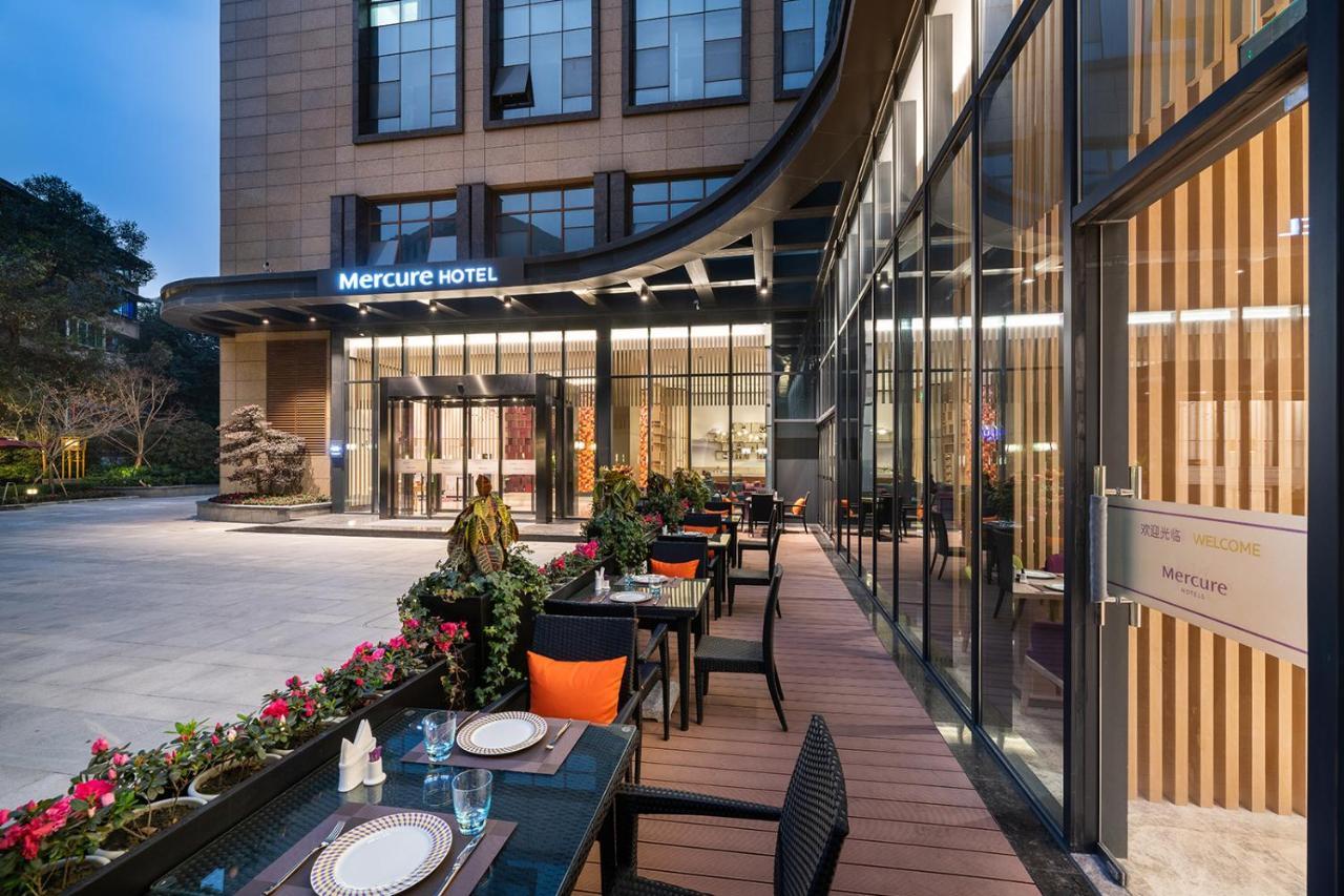 Mercure Chengdu Huapaifang Exteriör bild