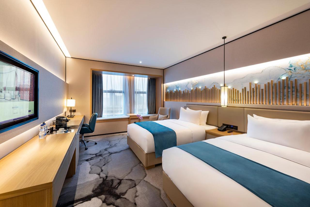 Mercure Chengdu Huapaifang Exteriör bild