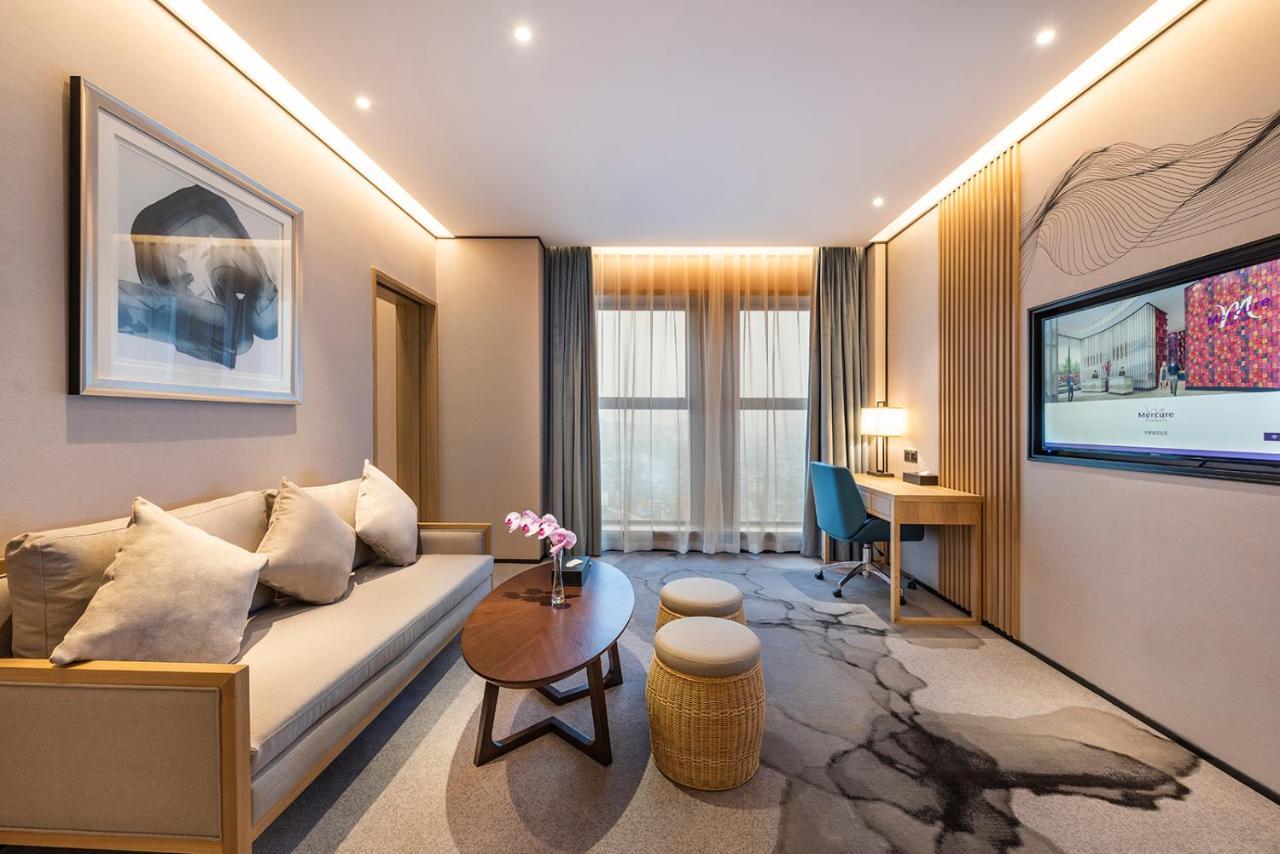 Mercure Chengdu Huapaifang Exteriör bild