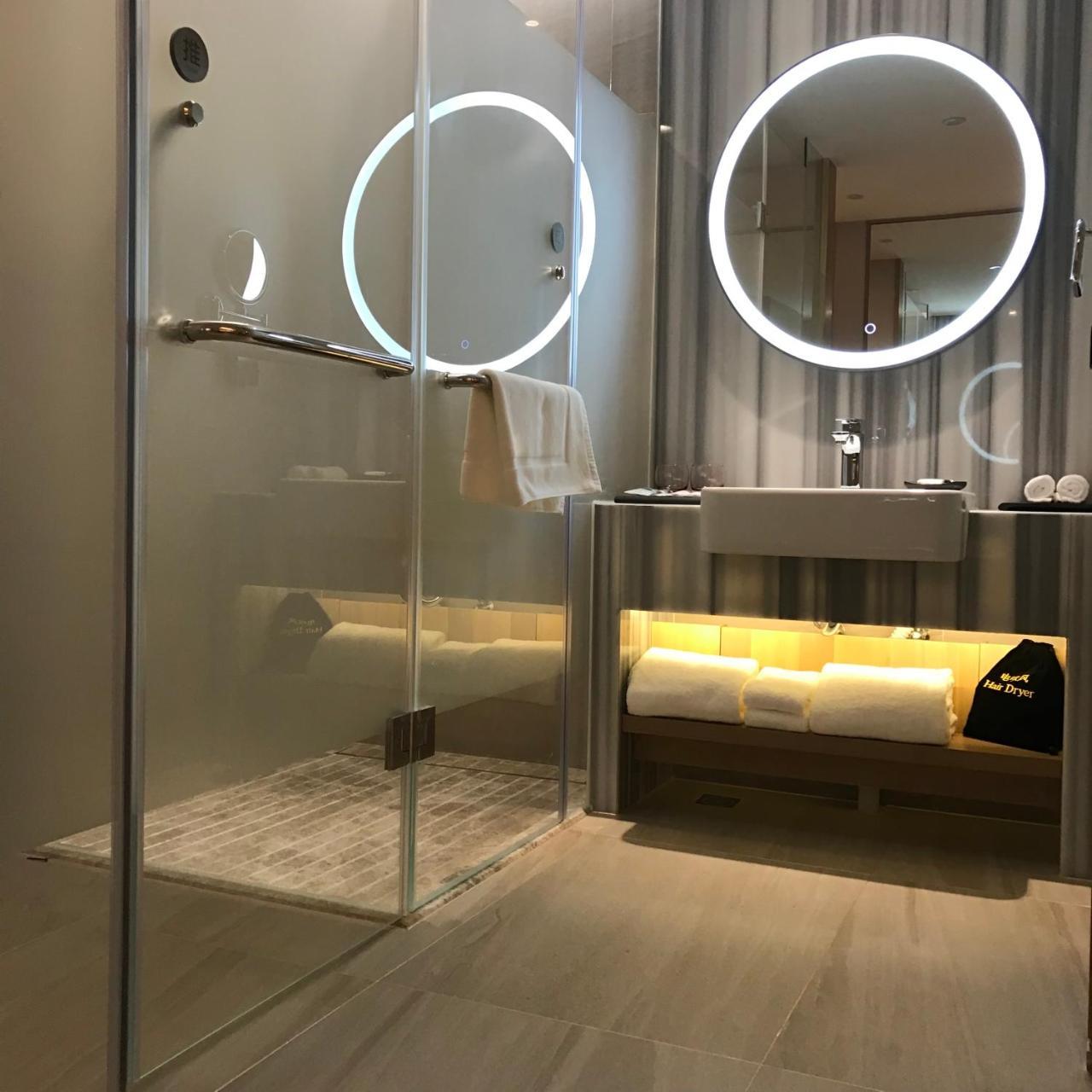 Mercure Chengdu Huapaifang Exteriör bild