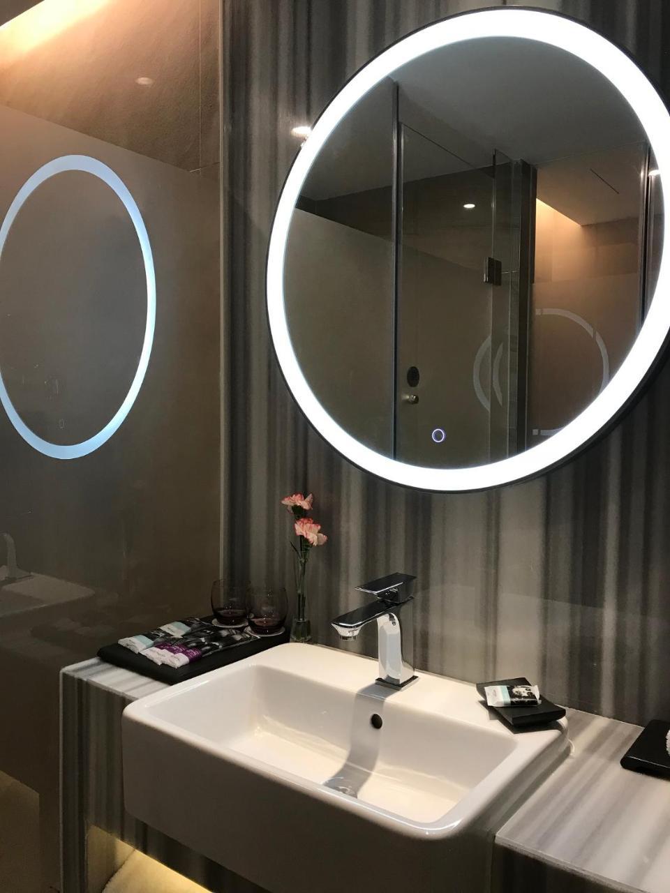 Mercure Chengdu Huapaifang Exteriör bild