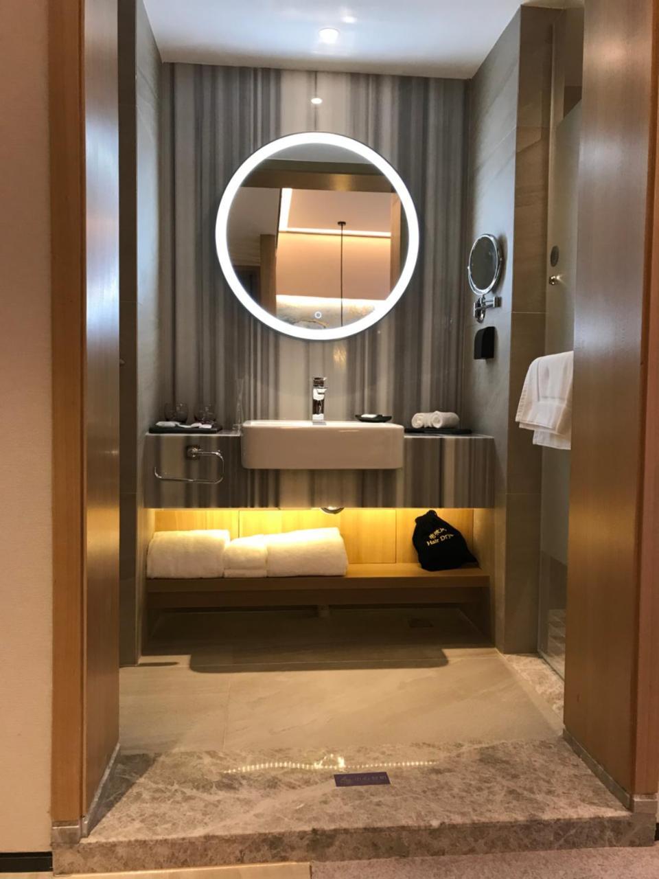 Mercure Chengdu Huapaifang Exteriör bild