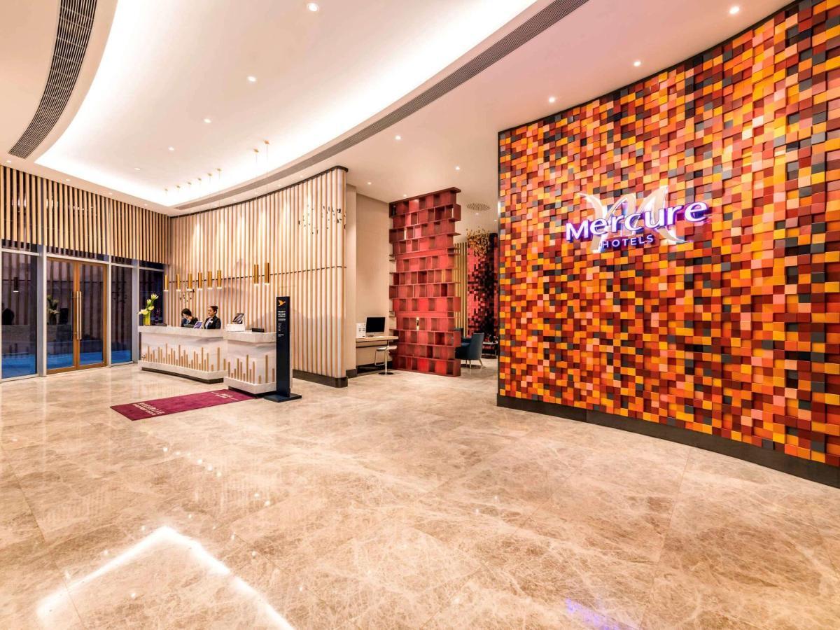 Mercure Chengdu Huapaifang Exteriör bild